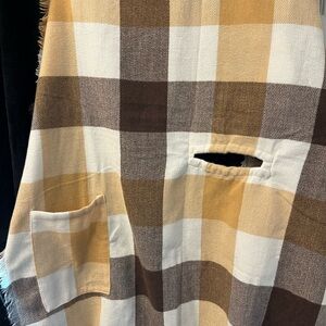 Fall shall with arm slots and pockets